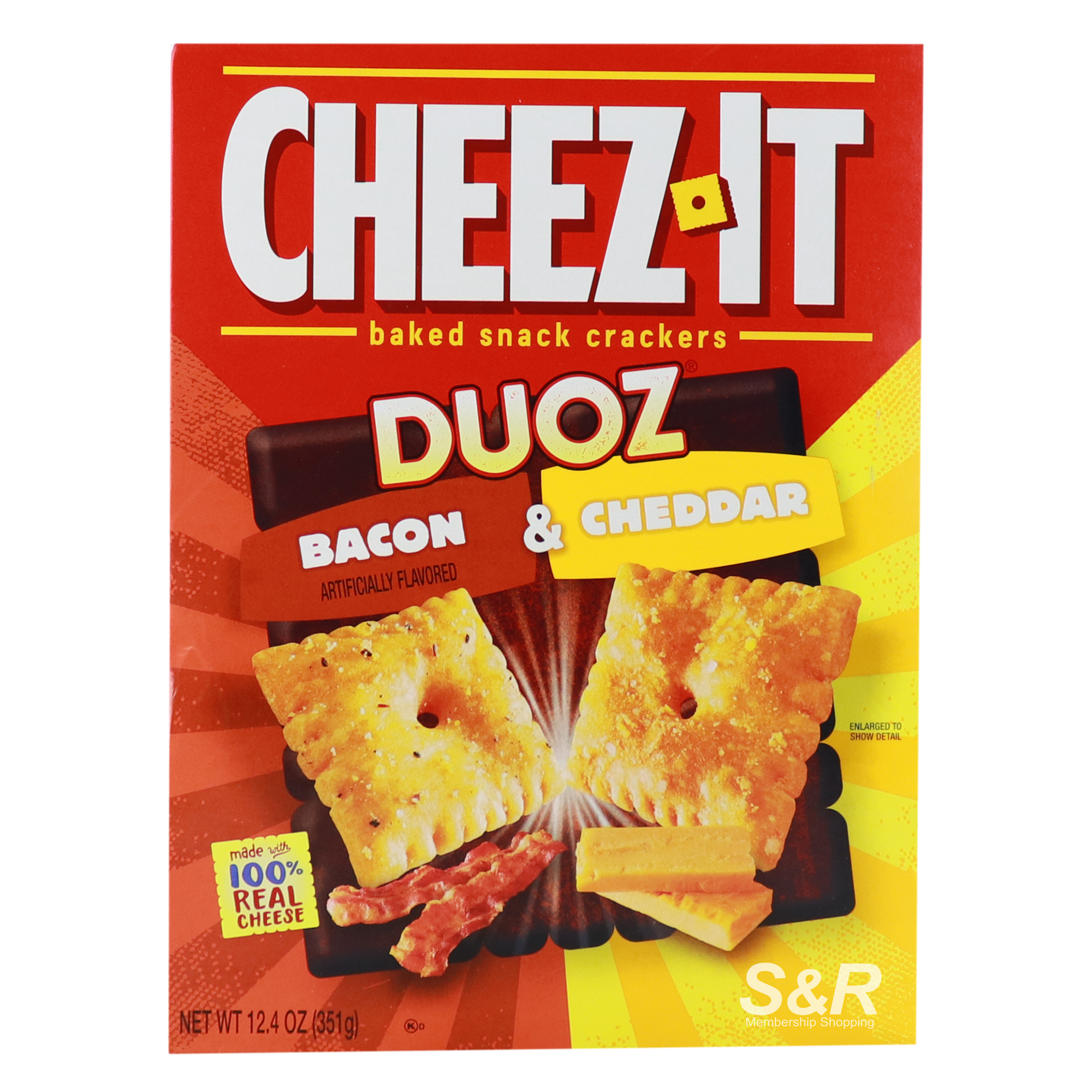 Cheez it Baked Snack Crackers Duoz Bacon and Cheddar 351g Cheez it Baked Snack Crackers Duoz Bacon and Cheddar 351g